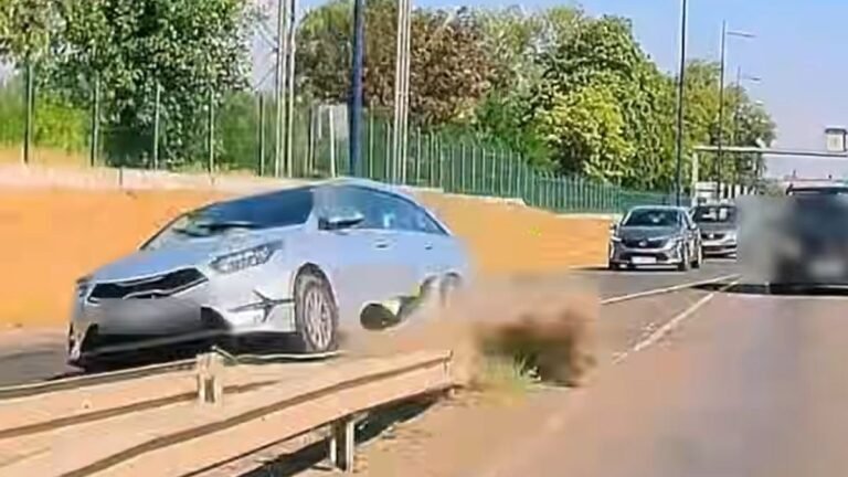 Sávot akart váltani az utolsó pillanatban, igen kínos rodeó lett belőle + videó