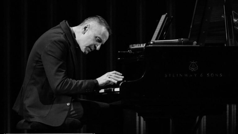 „Ez nem oldja meg egy jazz-zenész problémáit” – Sárik Péter a műfaj realitásairól
