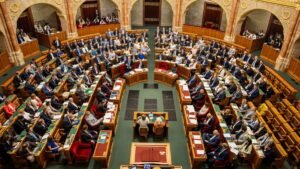 Deák Dániel szerint az utcán dőlhet el, hogy vissza tud-e térni a Fidesz