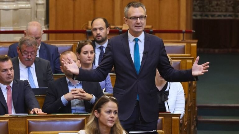 Rétvári Bence: A tiszás államtitkár kikotyogta az igazságot