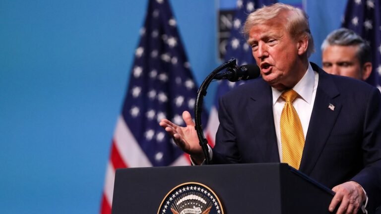 Donald Trump egy tízmilliárd dolláros hadiipari injekciótól várja a segítséget + videó