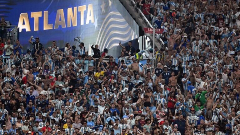 „Messi legenda, az Isten feltámadt” – így reagált a világsajtó Argentína továbbjutására
