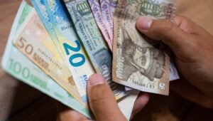 A szerdai megcsuklás után csütörtök reggelre kicsit visszajött a forint