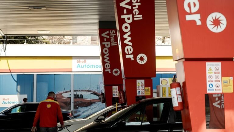 Csütörtökön ismét nagyot ugrik az üzemanyagok ára