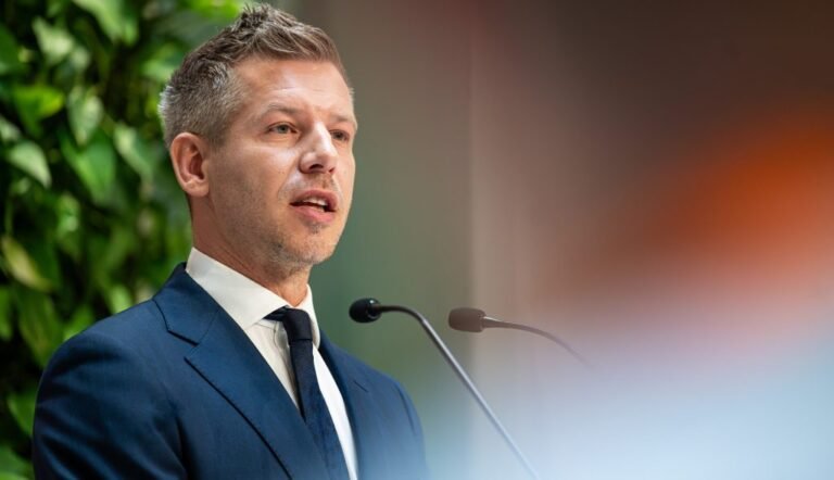 Magyar Péter: bemutatkoztunk egymásnak Donald Trumppal