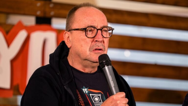 Nem lesz pártszakadás a Fideszben Németh Zsolt szerint akkor sem, ha Orbán úgy dönt, maradnak az orosz vonalon