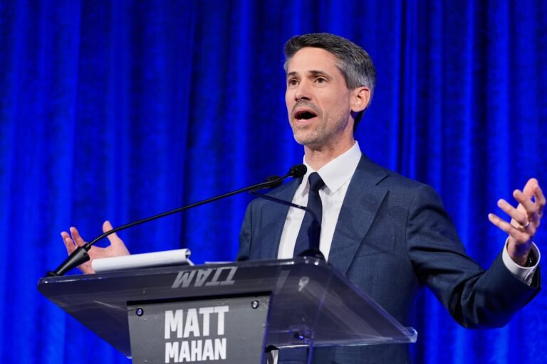 After primary flop, San Jose's mayor banks on World Cup bounce