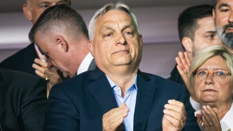 Orbán Viktor bukkant fel a francia-spanyol vb-elődöntő lelátóján