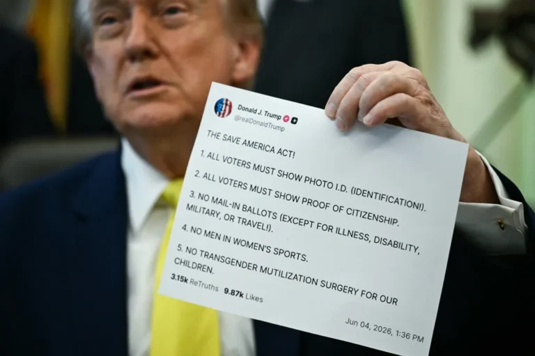 Donald Trump azt tervezi, hogy eladja a Truth Social-bejegyzéseinek előzetes megtekintési jogát