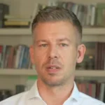 Egy centiméterre van a Duna vízszintje attól, hogy le kelljen állítani a Paksi Atomerőművet