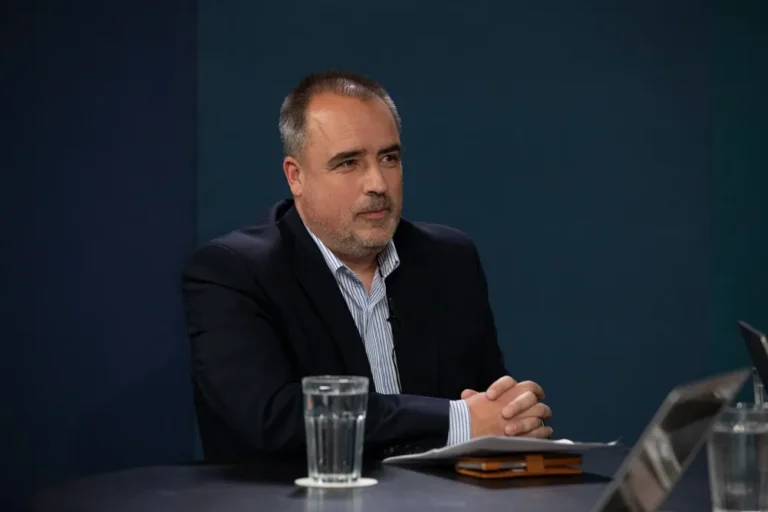 Török Gábor: Ha a miniszterelnök mondja meg, hogy ki (nem) lehet a köztévé vezetője, akkor az kormánytévé