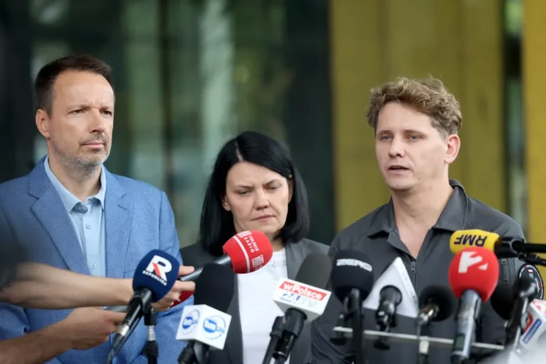 A lengyel buszbaleset 22 sérültjét hétfő éjszaka szállítják haza