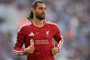 Szoboszlai Dominik büntetőjével mentett pontot a Liverpool