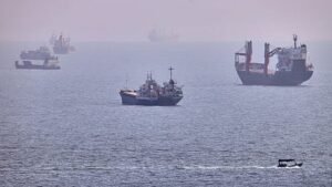 Irán: a Hormuzi-szoros „iráni marad” – Trump figyelmeztetése ellenére