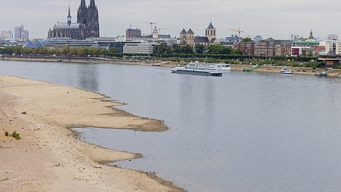 Rekordalacsony a Rajna vízszintje a németországi aszály miatt