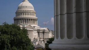 Az amerikai szenátus jóváhagyta az orosz energia-bevételeket célzó szankciócsomagot