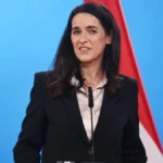 Több mint két tucat nagykövetet mentett fel Orbán Anita