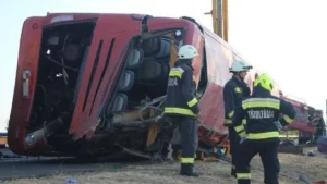 M3-as buszbaleset: még hét sérültet ápolnak a miskolci kórházban