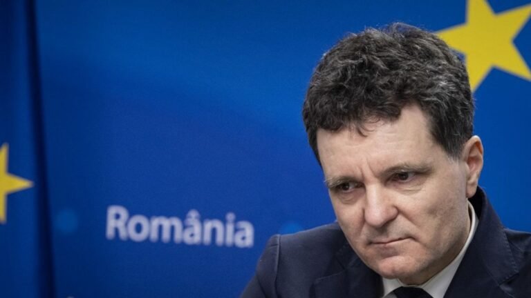 Optimista „bezzeg Románia” elnöke, csak éppen nincs nagyon rá ok