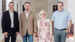 Már ki is nevezték az új vezetőket a nemrég lefejezett három országos közgyűjtemény élére
