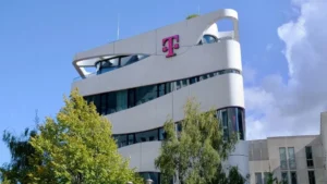 Rendkívüli intézkedést jelentett be a Magyar Telekom a hőhullám miatt