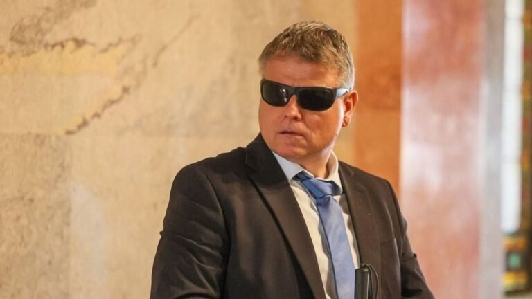 A gyűlölködő tiszás minisztert visszaküldték a választókerületébe, de ott sem hazudtolta meg magát
