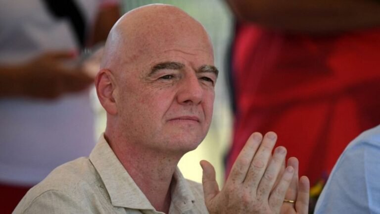 Újabb pikáns részletek derültek ki Gianni Infantino szeretőjéről