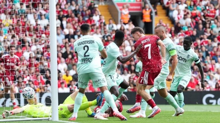 Kerkez Milost ütik-vágják a Liverpool újabb veresége után