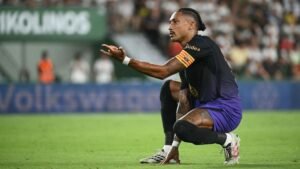 Gulácsi a kispadon, a La Liga sztárját megalázták, a Barcelona Madridba üzent