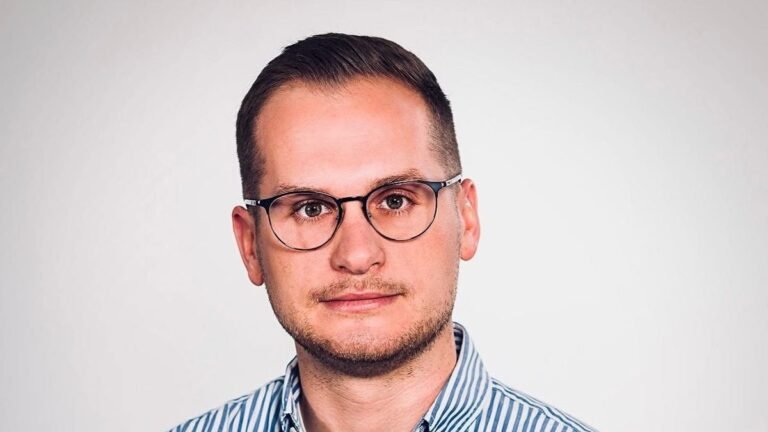 Nagyot koppantak: az oroszokra akarták fogni az Államkincstár elleni kibertámadást – most jelentkezett a hacker