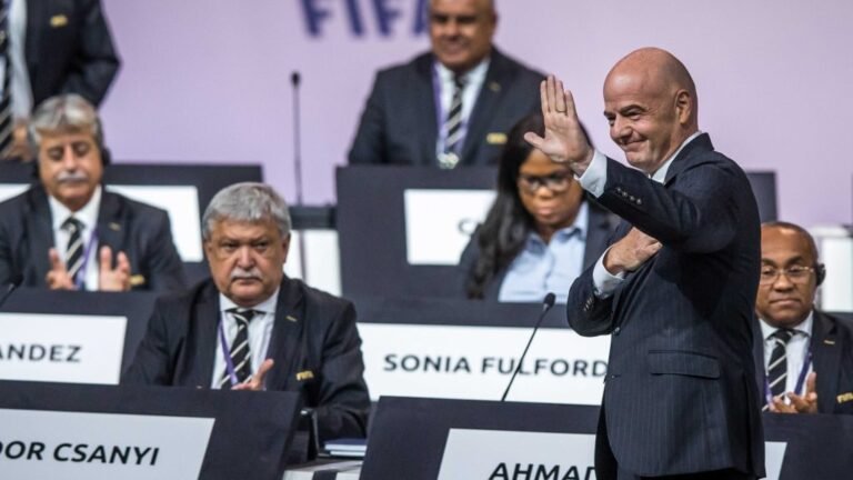 „Az utolsó csepp” – Csányi Sándor kritikus levélben bírálta a FIFA-elnök vezetői képességeit
