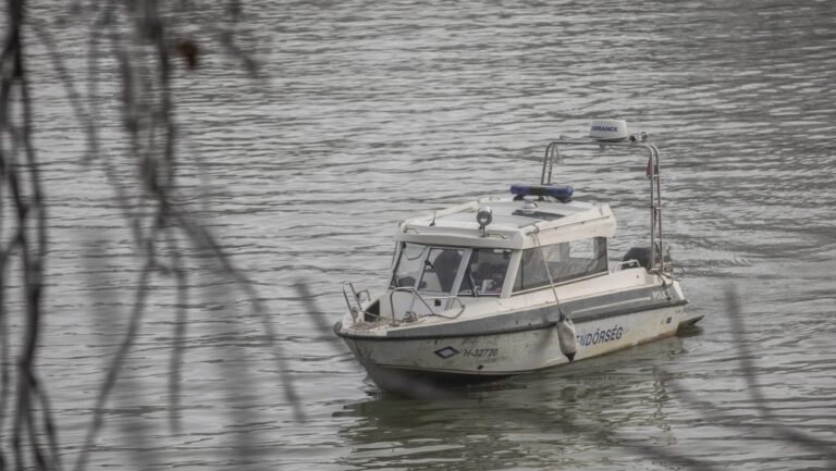 Ittas hajósokat kapcsoltak le a rendőrök a Tisza-tavon