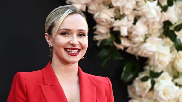 A legyőzhetetlen pompomlány, akit az anyja és a szülés utáni depresszió is kikezdett – ki volt Hayden Panettiere?