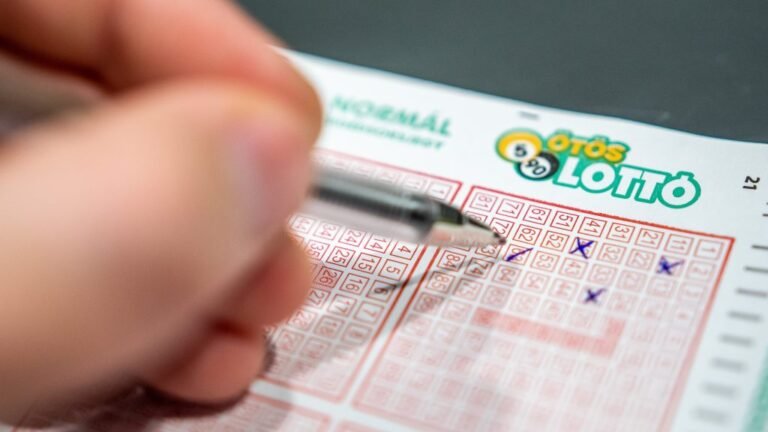 Ötöslottó: itt vannak az e heti nyerőszámok – 1,4 milliárd forint volt a tét