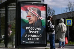 A gyűlöletpropaganda egyik fő terjesztője lehet az óriásplakát-tilalom legnagyobb nyertese