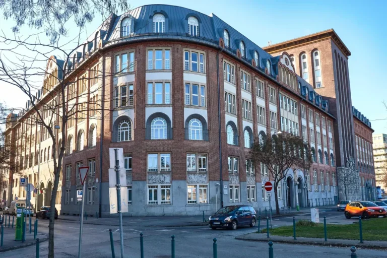 Még annál is több budapesti ingatlant árusított volna ki az Orbán-kormány, mint amiről eddig tudtunk