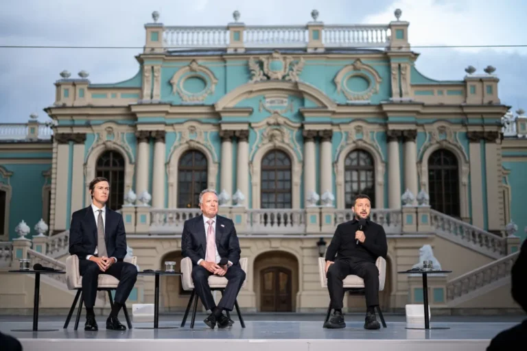 Áttörést nem hozott az ukrán-amerikai tárgyalás, Zelenszkij szerint télen is folytatódik a háború