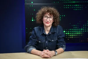 Gyurkó Szilvia: A magyar gyermekvédelem egy traumatizált rendszer, PTSD-s szakemberekkel kezdődik el a munka