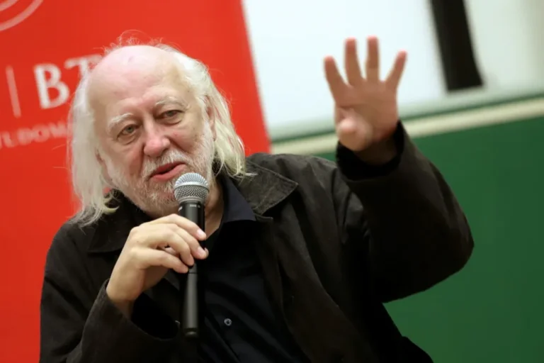 Krasznahorkai László: Egy frankfurti garázsban, egy autó hátsó ülésén tudtam meg, hogy Nobel-díjat kapok