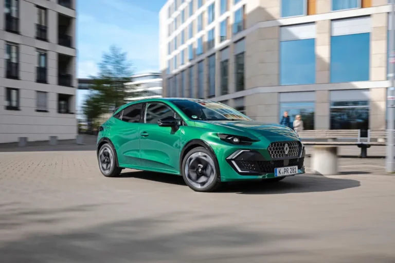 A Renault slágerautójából nem kell hibridet venni, hogy keveset fogyasszon