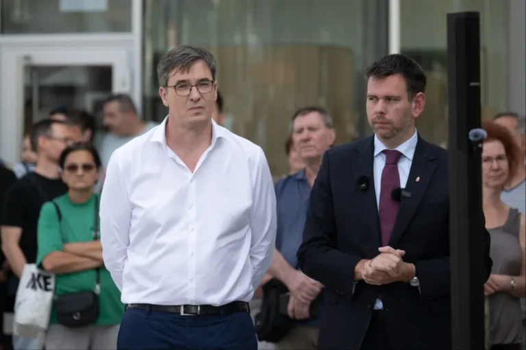 A kecske és a káposzta feladványát kellene megoldania Budapestnek és a kormánynak