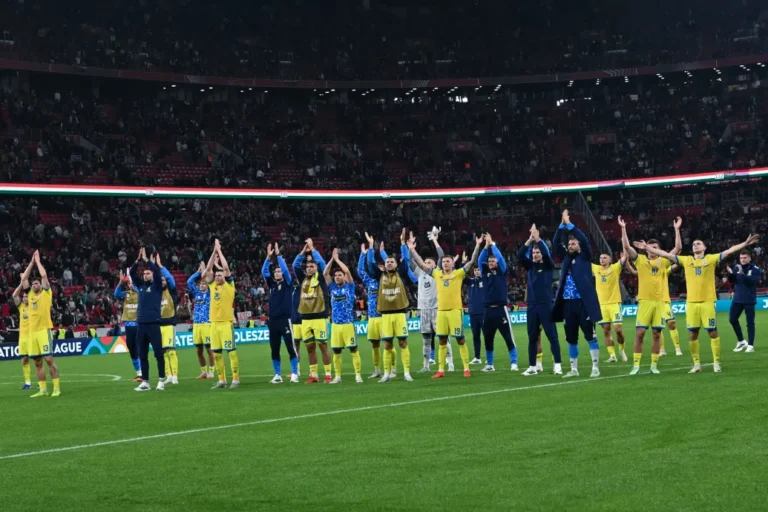Felháborította az ukrán futballválogatottat, hogy a magyar szurkolók kifütyülték az ukrán himnuszt