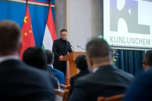 Eldőlt, hogy mégsem épül kínai elektrolitgyár Szolnokon