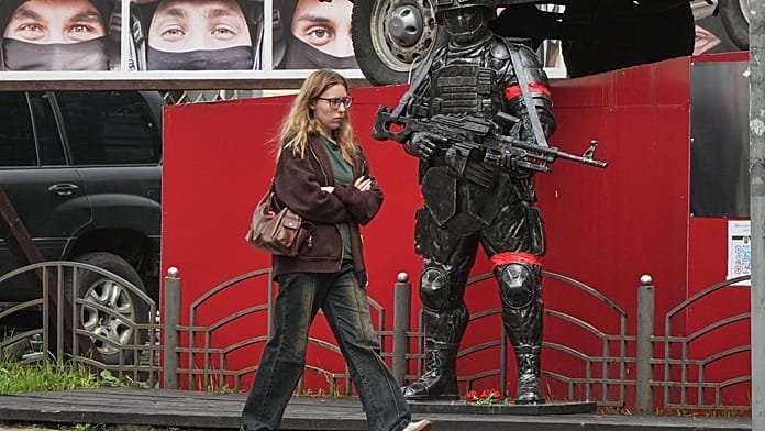 Az új orosz Állami Dumát militarista háttér jellemzi
