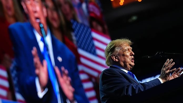 Trump 5000 dollárt ígér minden amerikainak, ha pártja nyer a novemberi időközi választáson