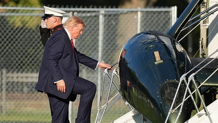 Trump aláírta az ukrajnai háborút finanszírozó orosz bevételeket célzó átfogó szankciócsomagot