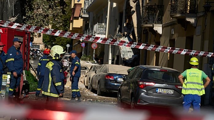 Egy robbanás az Akropolisz közelében romba döntött egy házat Athénban, két sérült