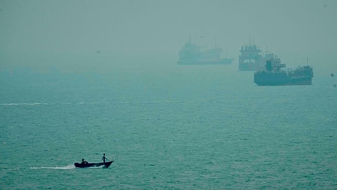 Katar szerint a Bab el-Mandeb lezárása az egész világra nézve katasztrofális lenne