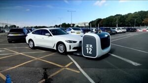 Robot parkolószolgáltatás a Gatwicken: biztonságosabb, egyszerűbb hosszú távú tárolás