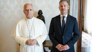 Magánaudiencián fogadta Magyar Péter miniszterelnököt XIV. Leó pápa